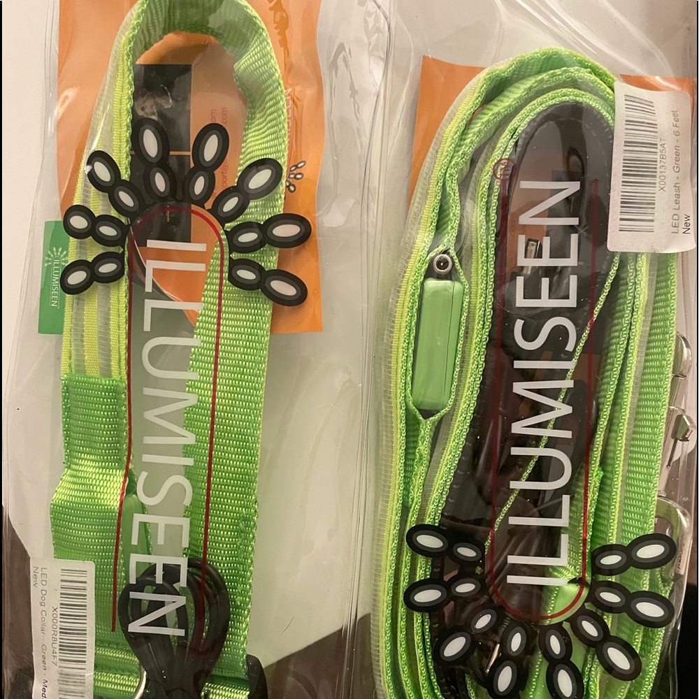 LED COLLAR &LEASHLeash is 6 ft. Collar is medium.